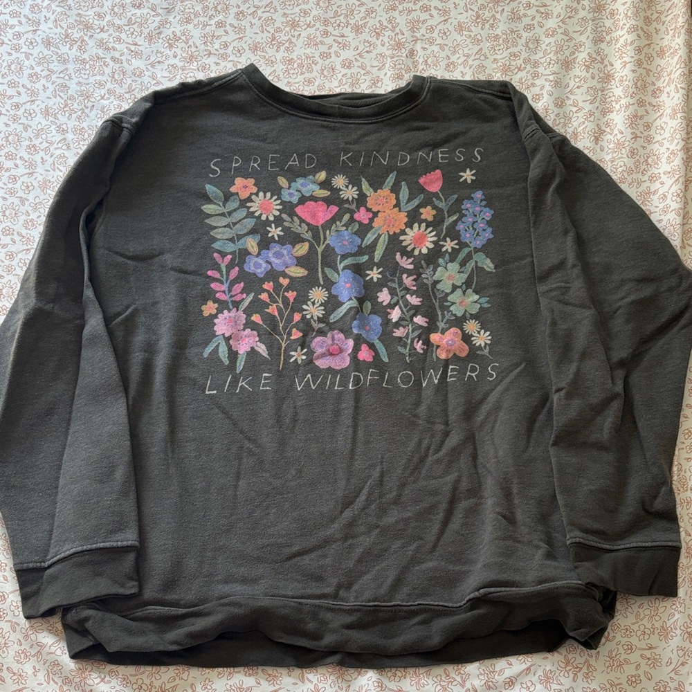 Floral Graphic Sweatshirt Natural Life “spread kindness”